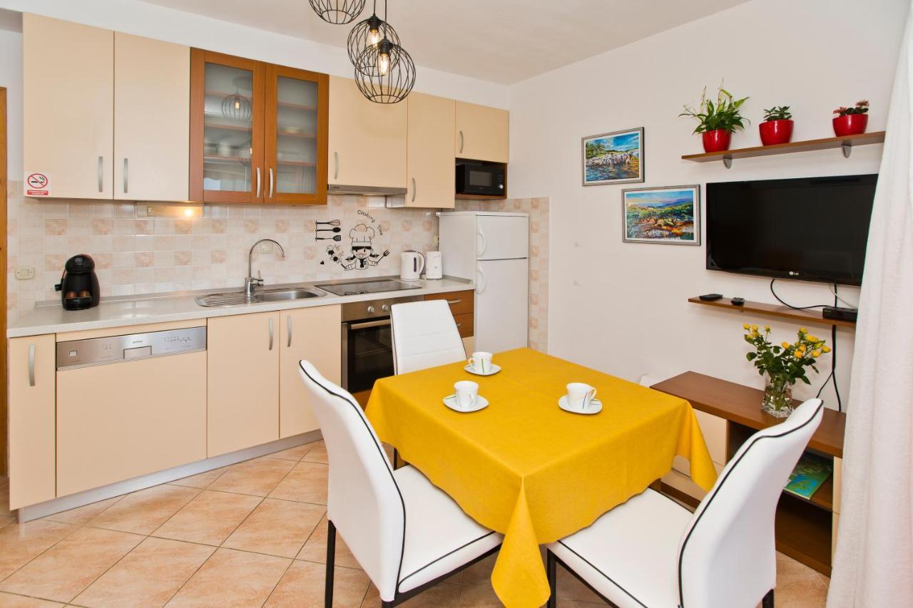 Zara Apartment *